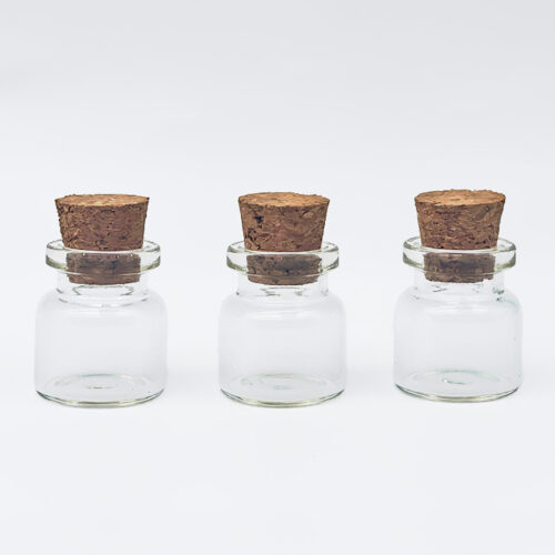 Set of 3 Glass Bottles 22 X 24 1